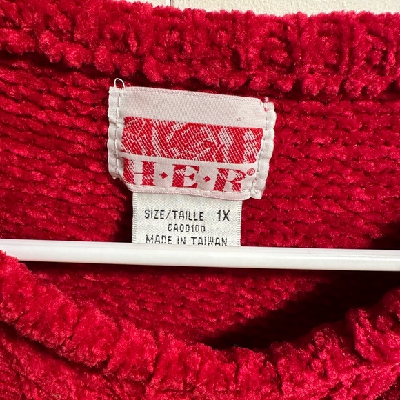 large red knit sweater! - Picture 4 of 5